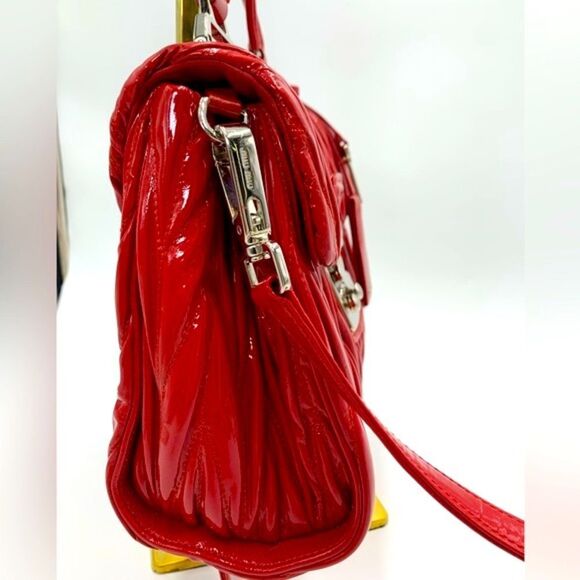 Auth Miu Miu Red Matelasse Enamel Leather 2way Madras Top Handle Handbag - Picture 4 of 16